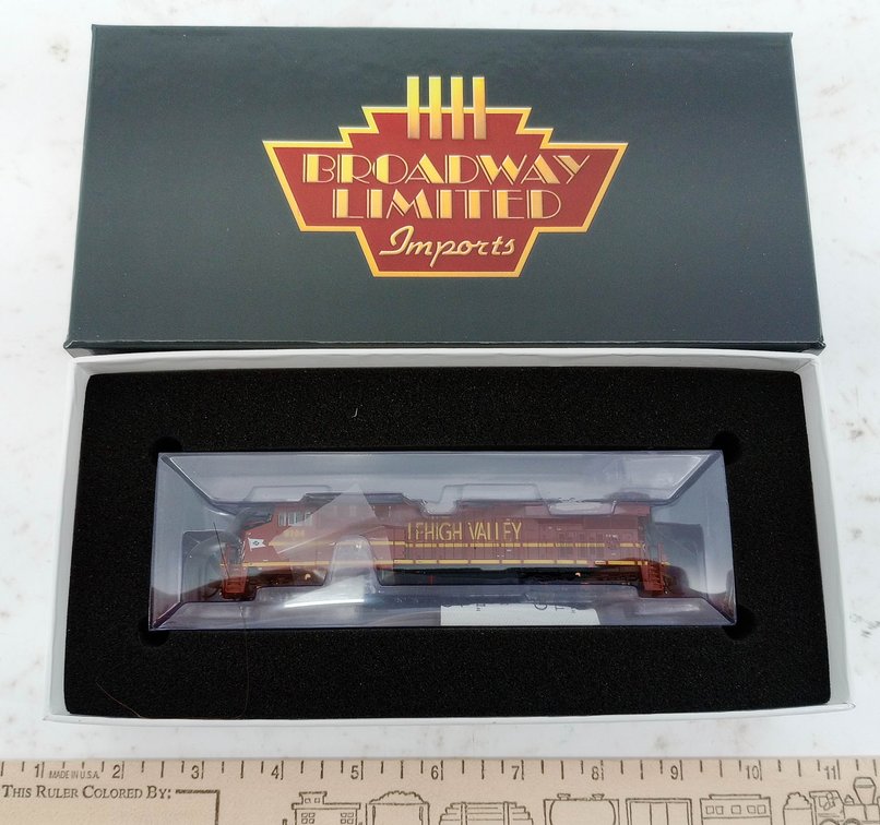 BROADWAY LIMITED 3548 LEHIGH VALLEY GE ES44AC #8104 N SCALE LOCOMOTIVE, OB  INV 263331215