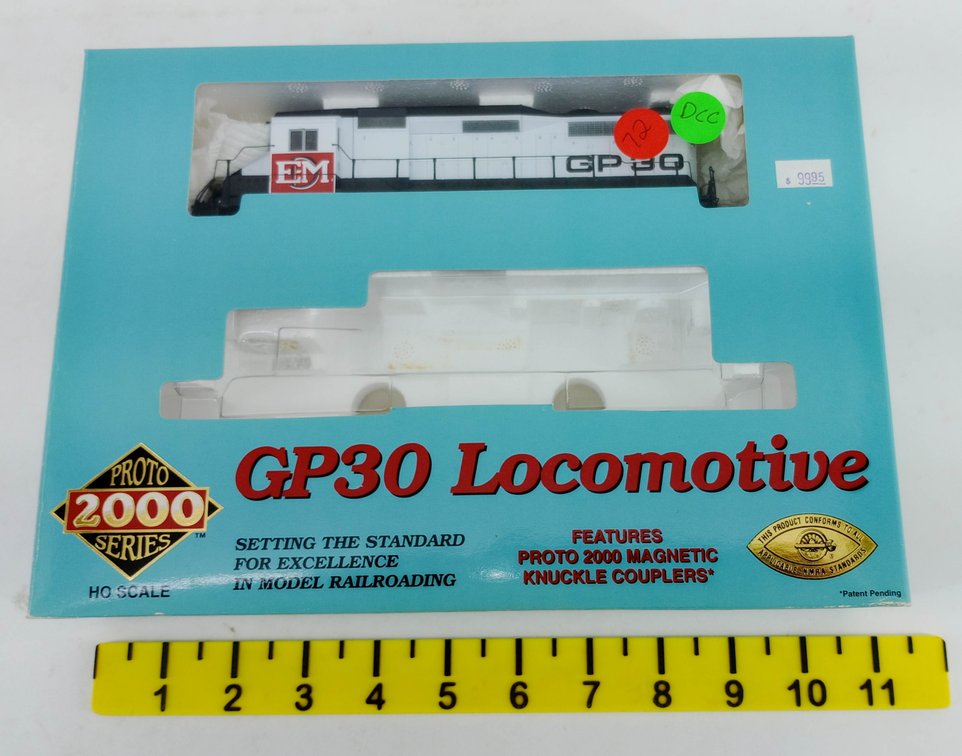 PROTO 2000 RM 587067 EM GP30 LOCOMOTIVE HO SCALE, OB  INV 263331242
