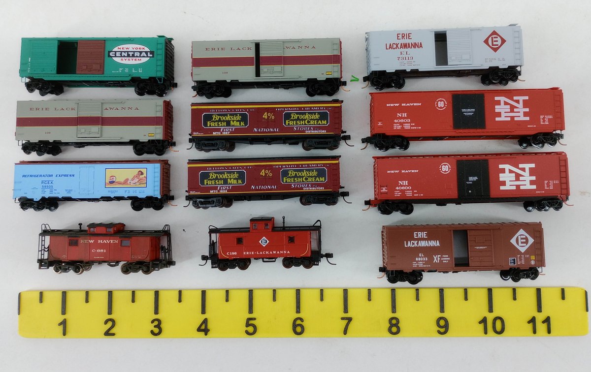 12 ASSORTED N GAUGE ERIE LACKAWANNA NEW HAVEN NYC BOXCARS REEFERS & CABOOSES  INV 263331296
