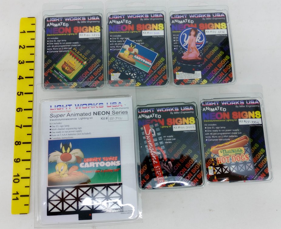 6 LIGHT WORKS USA ANIMATED NEON SIGN KITS, NATHANS LOONEY TUNES SMOKEY SWINGLINE, 6 OBS  INV 263331334