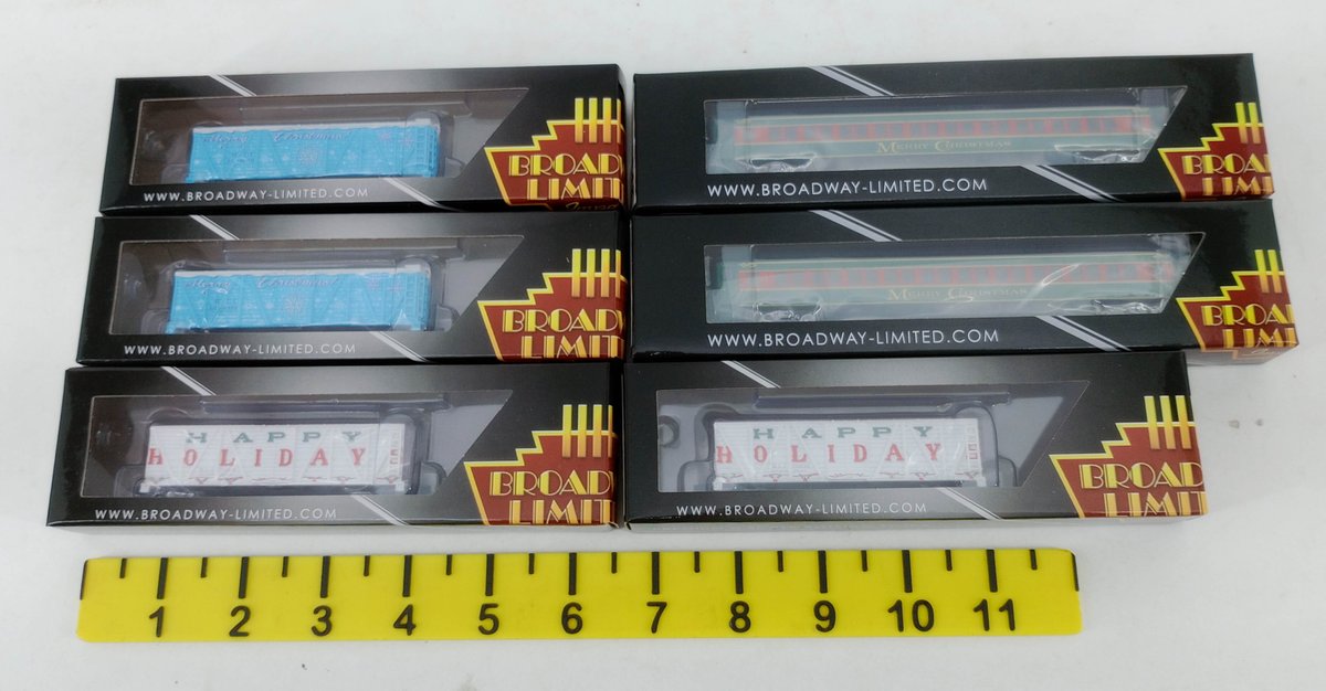 6 BROADWAY LIMITED N SCALE CHRISTMAS & HOLIDAY STOCK CARS & PASSENGER COACHES, 6 OBS  INV 263331340