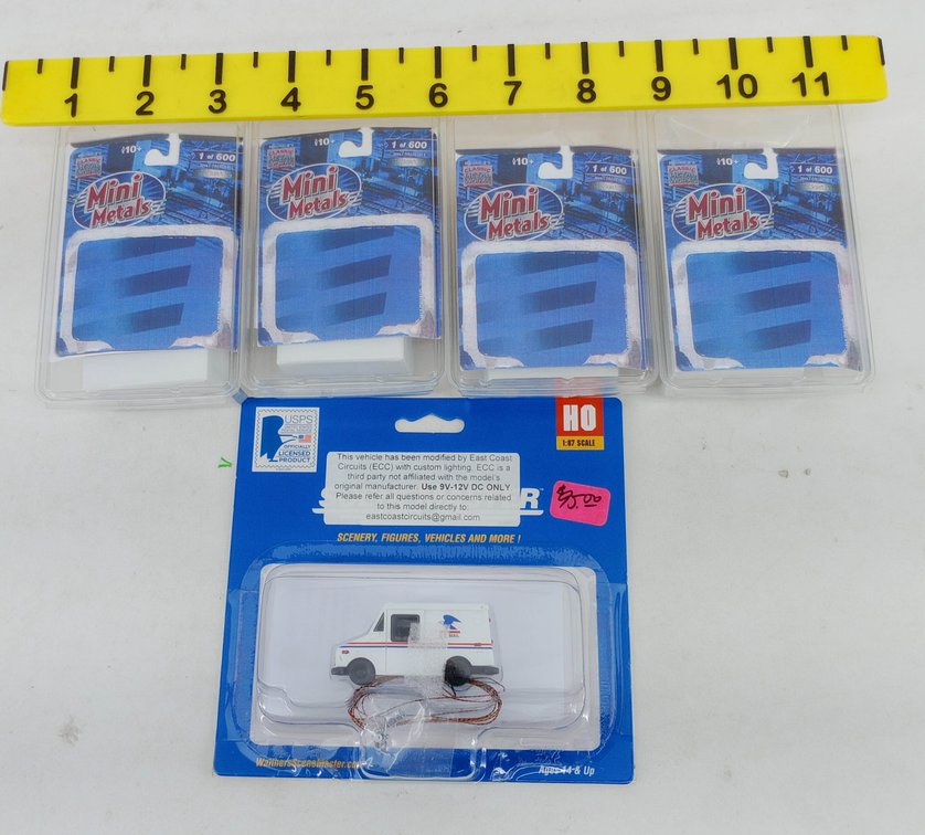 5 MINI METALS HO SCALE USPS MAIL TRUCK & VEHICLES W/ LIGHTING, 5 OBS  INV 263331367