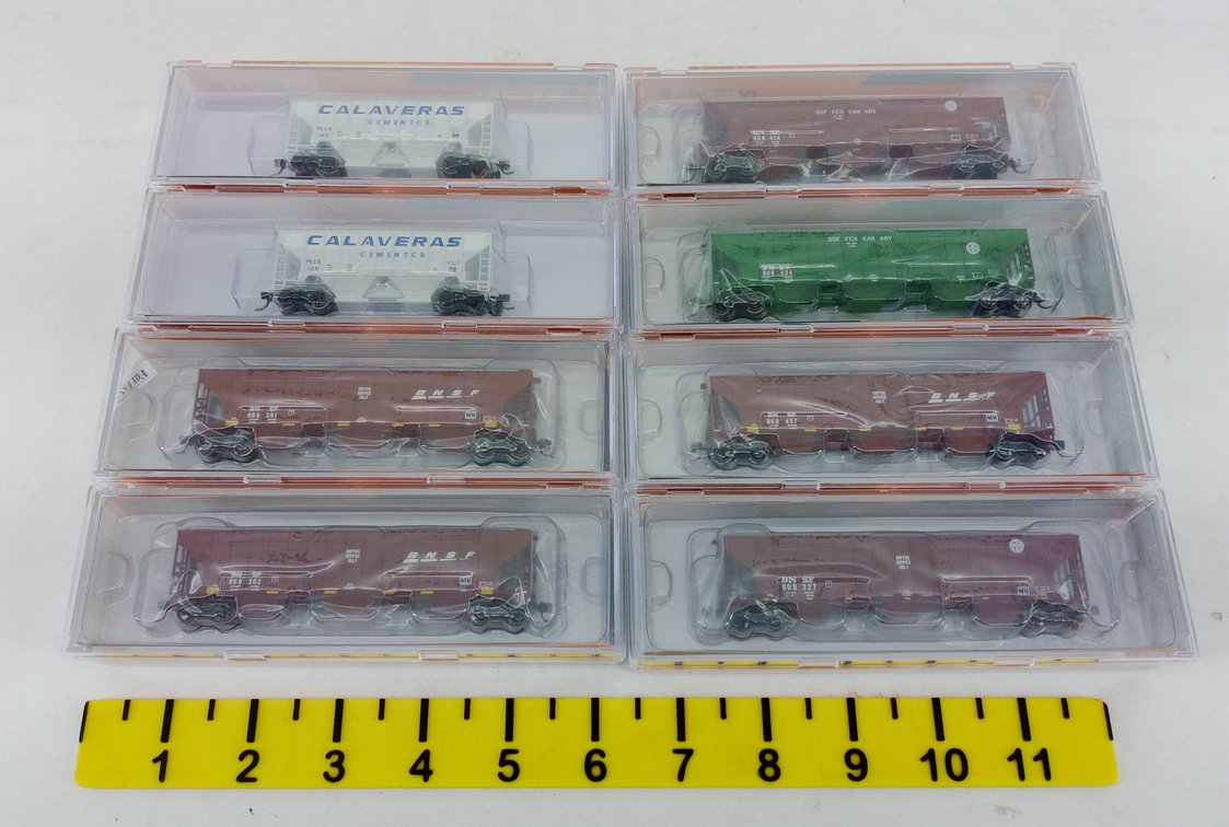 8 FOX VALLEY MODELS N SCALE BNSF BUFFER CARS & CALAVERAS CEMENT HOPPERS, 8 OBS  INV 263331371
