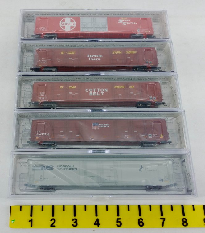 5 TRAINWORX N SCALE 86' AUTO PARTS CARS SP, SANTA FE, UP, NS & COTTON BELT, 5 OBS  INV 263331382