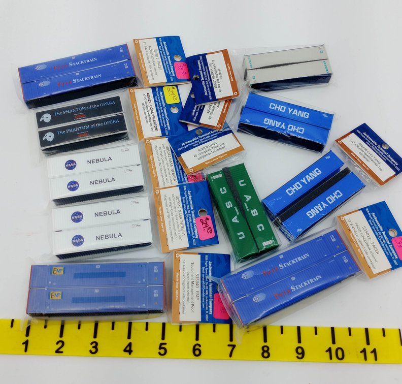 ASSORTED JTC N SCALE SHIPPING CONTAINERS PACER, NASA, CHO YANG, UASC & MORE, 10 PACKAGES  INV 263331447