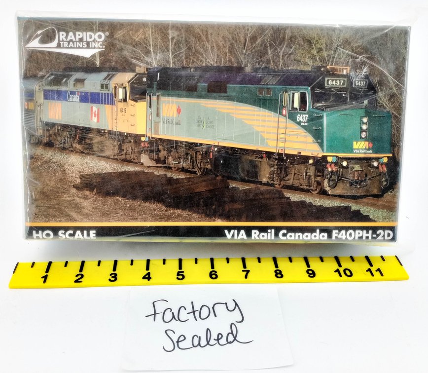 RAPIDO HO SCALE 82520 VIA RAIL F40PH-2D DIESEL LOCOMOTIVE DCC/SOUND, FACTORY SEALED OB  INV 263331452