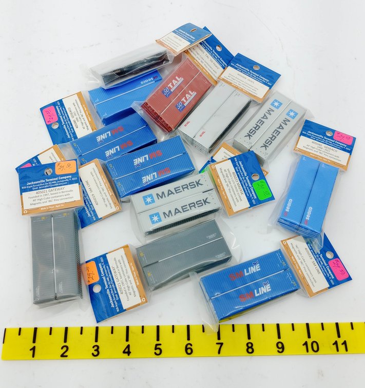 12 ASSORTED JTC N SCALE 40FT HIGH-CUBE CONTAINERS MAERSK, SM LINE, TAL, GESECO 12 PACKS  INV 263331496