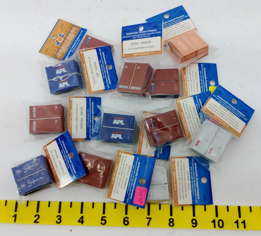12 ASSORTED JTC N GAUGE 20' CONTAINERS APL, TIPHOOK, CRONOS, OOCL, SAFMARINE 12 PACKS  INV 263331495