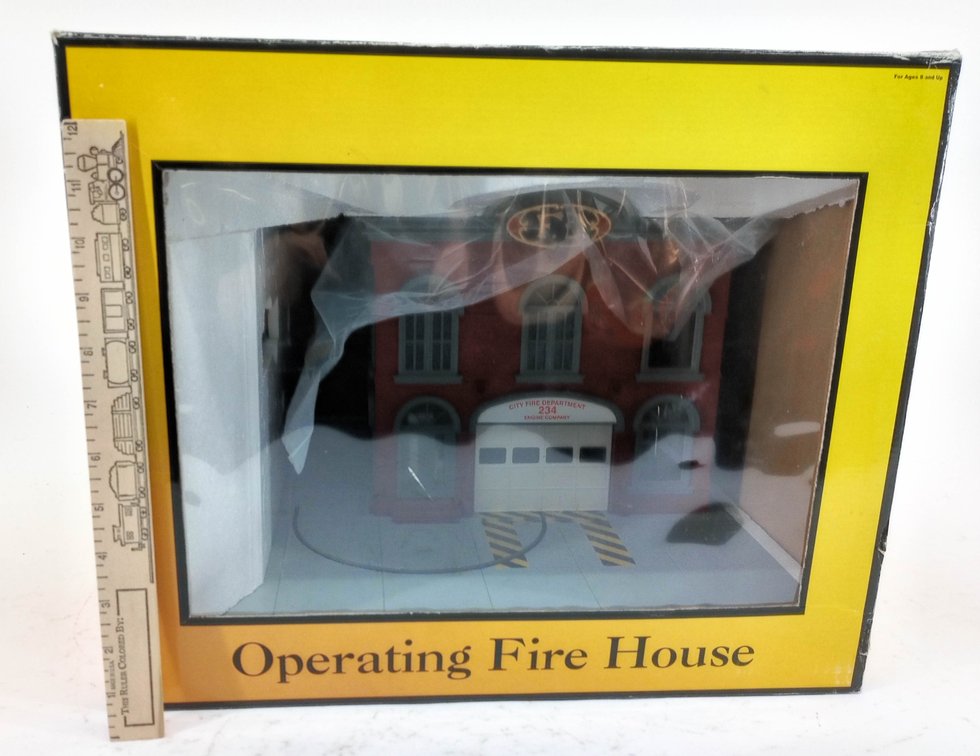 RAIL KING O GAUGE 30-9102 OPERATING FIRE HOUSE, OB  INV 263420001
