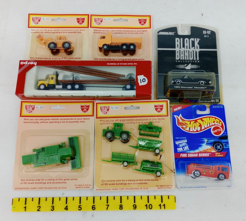 7 IHC HERPA HOT WHEELS GREENLIGHT HO SCALE VEHICLES & FARM EQUIPMENT, 7 OBS  INV 263430019