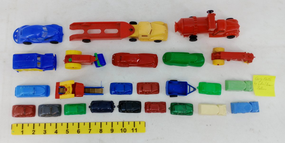 ASSORTED EARLY PLASTIC TOY VEHICLES CARS TRUCKS TRAILER CAR HAULER ROLLER & CONVEYOR MULTICOLOR  INV 263470010