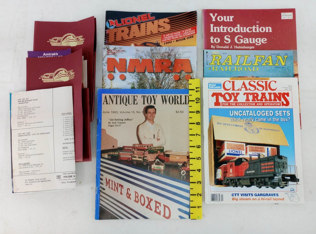 ASSORTED TOY TRAIN MAGAZINES & CATALOGS CLASSIC TOY TRAINS RAILFAN NMRA LIONEL WILLIAMS LGB S GAUGIAN TRACKSIDE & MORE  INV 263470016