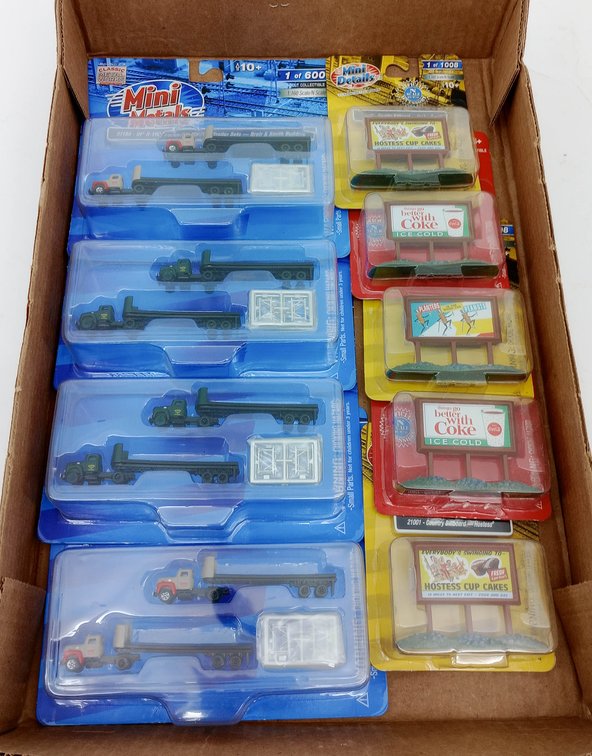 9 ASSORTED CLASSIC METAL WORKS MINI METALS N SCALE TRUCK & TRAILER SETS & BILLBOARDS, 9 OBS  INV 263331542