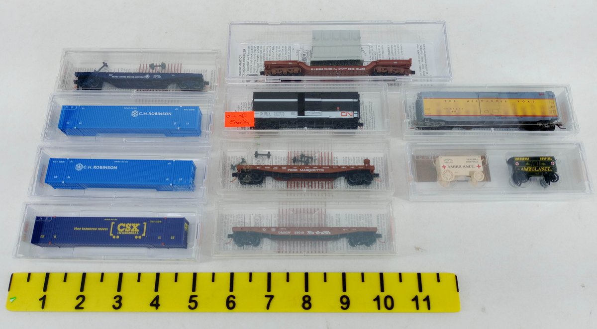 MIXED MICRO-TRAINS N SCALE FREIGHT CARS & CONTAINERS, 10 OBS  INV 263331596