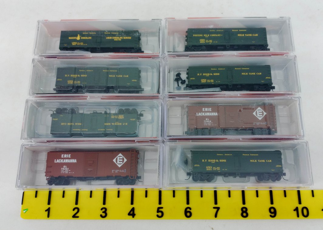 8 INTERMOUNTAIN N SCALE MILK TANK CARS & ERIE LACKAWANNA BOXCARS, 8 OBS  INV 263331599