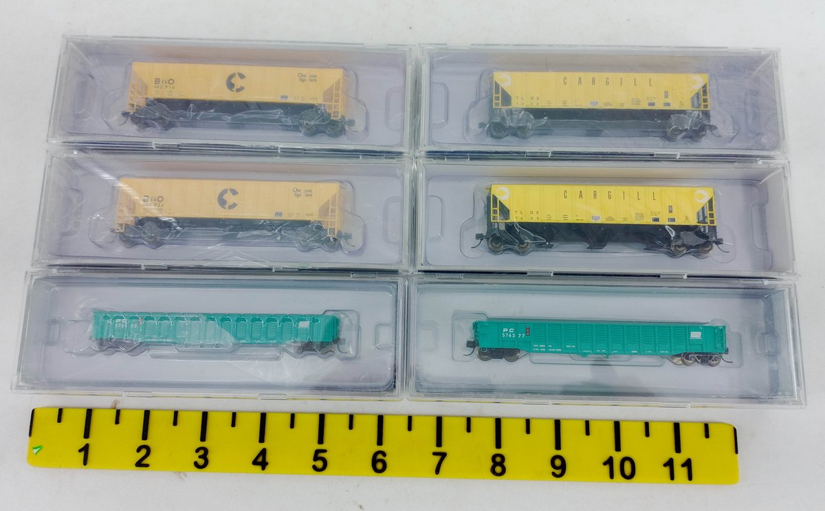 6 TRAINWORX N SCALE CARGILL & CHESSIE HOPPERS & PENN CENTRAL GONDOLAS, 6 OBS  INV 263331608