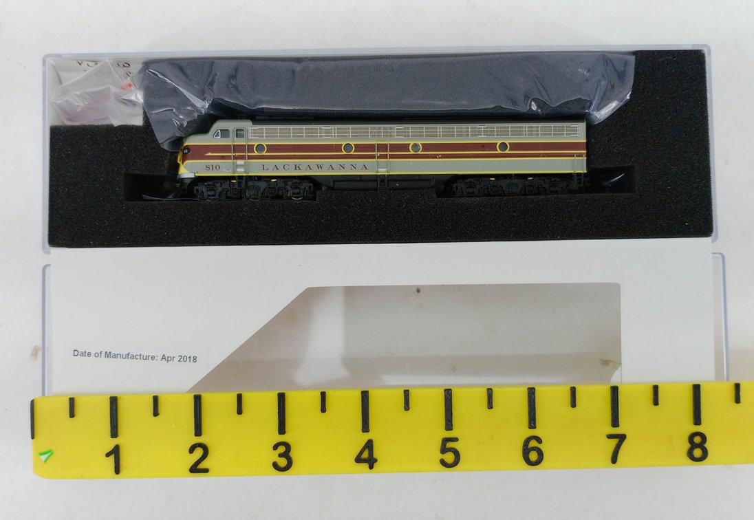 BROADWAY LIMITED 3621 LACKAWANNA EMD E8 A-UNIT 810 N SCALE LOCOMOTIVE, OB  INV 263331613