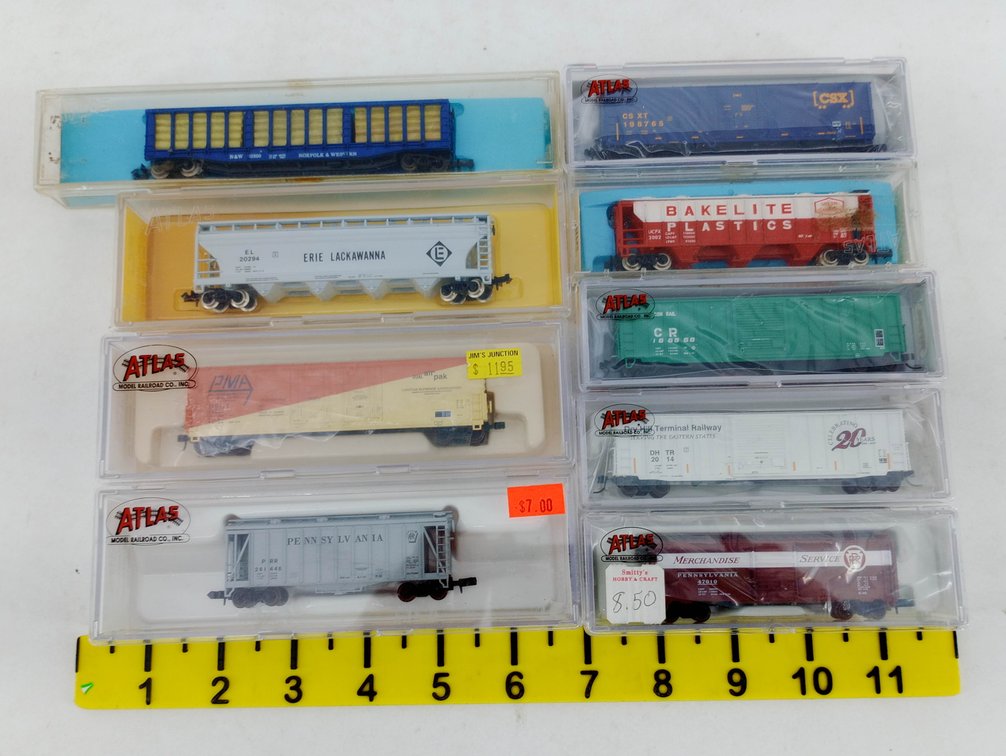 9 ASSORTED ATLAS N GAUGE FREIGHT CARS INCL CSX, ERIE LACKAWANNA, PENNSYLVANIA, 9 OBS  INV 263331659