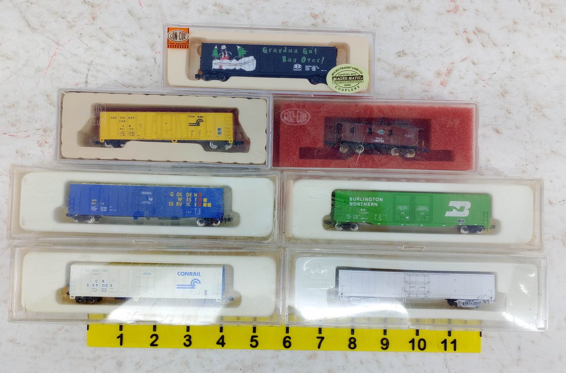7 CON-COR N SCALE CONRAIL, BN, PENNSY & MORE REEFERS BOXCARS CABOOSE, 7 OBS  INV 263331683