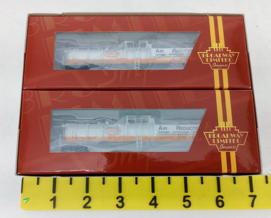 2 BROADWAY LIMITED 3720 AIRCO CRYOGENIC TANK CARS, N SCALE, OB  INV 263331749