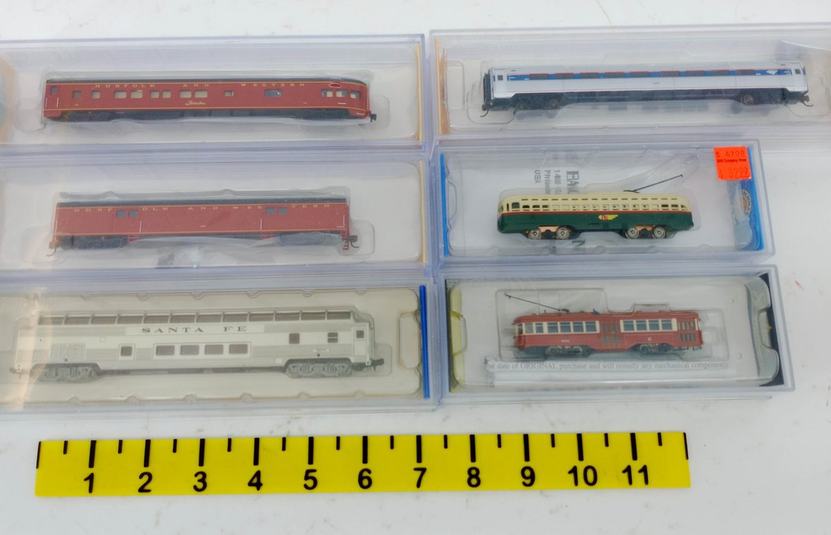 6 BACHMANN N SCALE PASSENGER CARS & TROLLEYS N&W SANTA FE AMTRAK CHICAGO, 6 OBS  INV 263331896