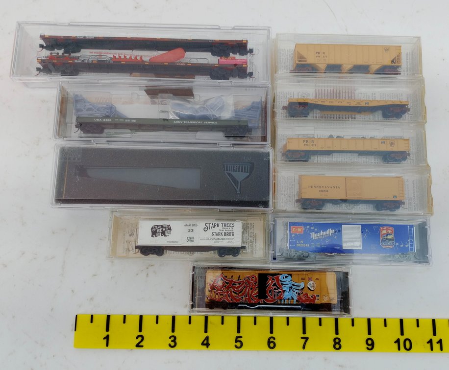 10 MICRO-TRAINS LINE N SCALE PRR, QUAX, USA ARMY, NASHVILLE & GRAFFITI CARS, MIXED, 10 OBS  INV 263331929