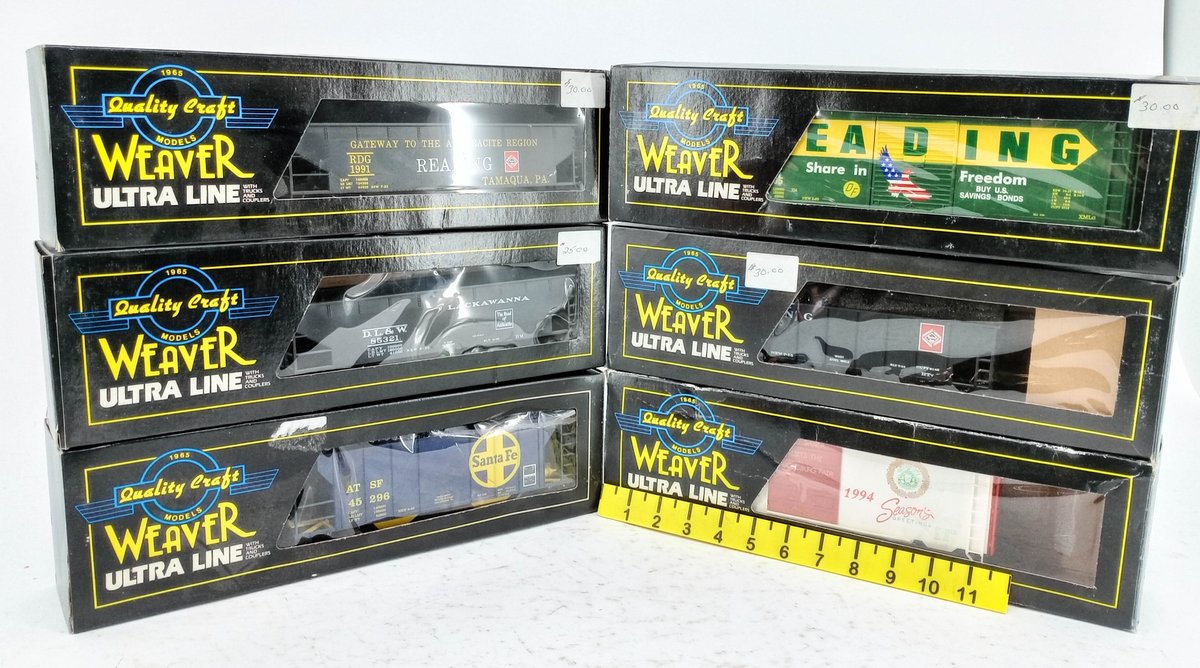6 WEAVER ULTRA LINE O GAUGE READING, DL&W, SANTA FE HOPPERS & BOXCARS, 6 OBS  INV 263390056