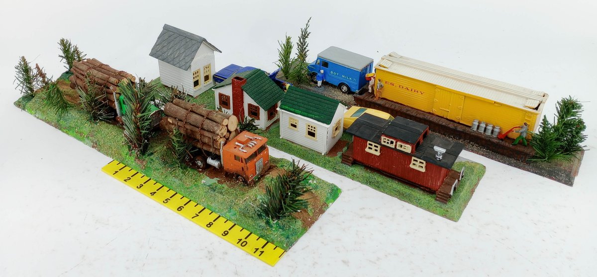 3 CUSTOM BUILT SCENIC LOTS 23X5" & 20.5X4"  INV 263390058