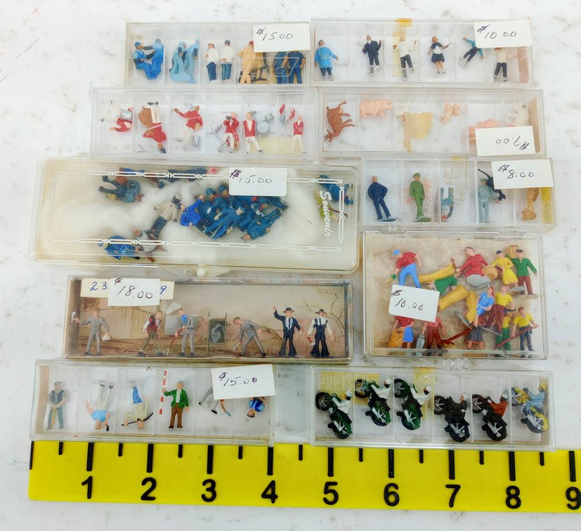 ASSORTED PREISER HO SCALE FIGURES, ANIMALS & MOTORCYCLISTS SOME OBS  INV 263390097
