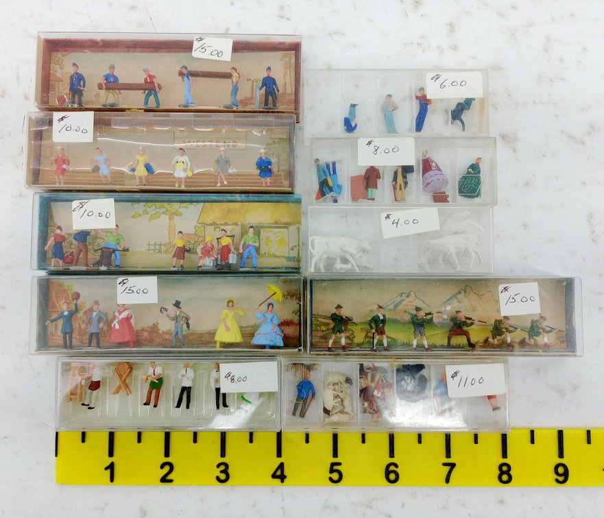 ASSORTED PREISER HO SCALE FIGURES & ANIMALS SOME OBS  INV 263390098