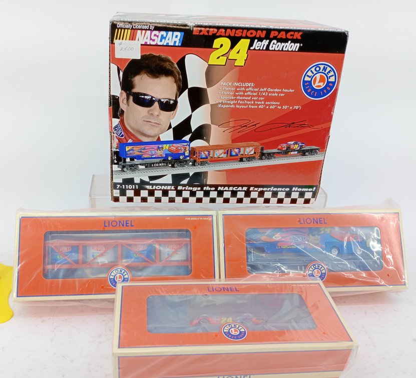 LIONEL 7-11011 NASCAR JEFF GORDON 24 EXPANSION PACK & 3 CARS, 4 OBS INV 263390156