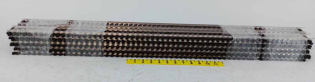 18 SECTIONS 38" STRAIGHT TRACK  INV 263390174
