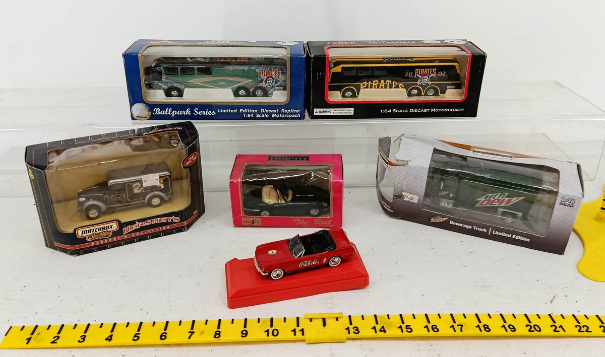 6 DIE-CAST VEHICLES 2 PIRATES MOTORCOACHES MATCHBOX HERSHEY'S VAN MAISTO COCA-COLA MUSTANG & MTN DEW TRUCK 5 OB  INV 260740125