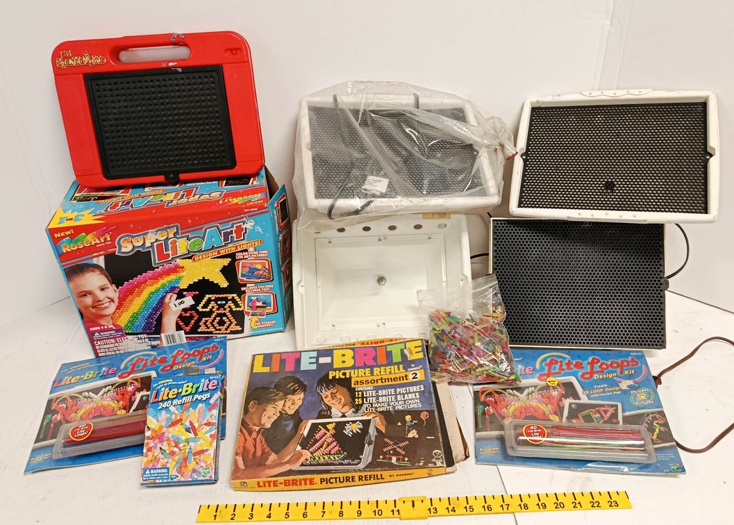 ASSORTED LITE-BRITE & ROSEART SUPER LITEART LIGHT BOARDS SPARKLELIGHTS PEGS LITE LOOPS PICTURE REFILL SOME OBS NNC  INV 260740142