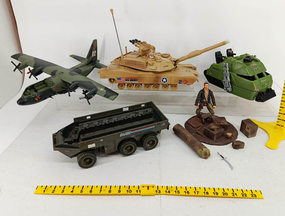 5 G.I. JOE MILITARY TOY VEHICLES & INDIANA JONES FIGURE C-130 PLANE US ARMY TANK TROOP CARRIER  INV 260900966