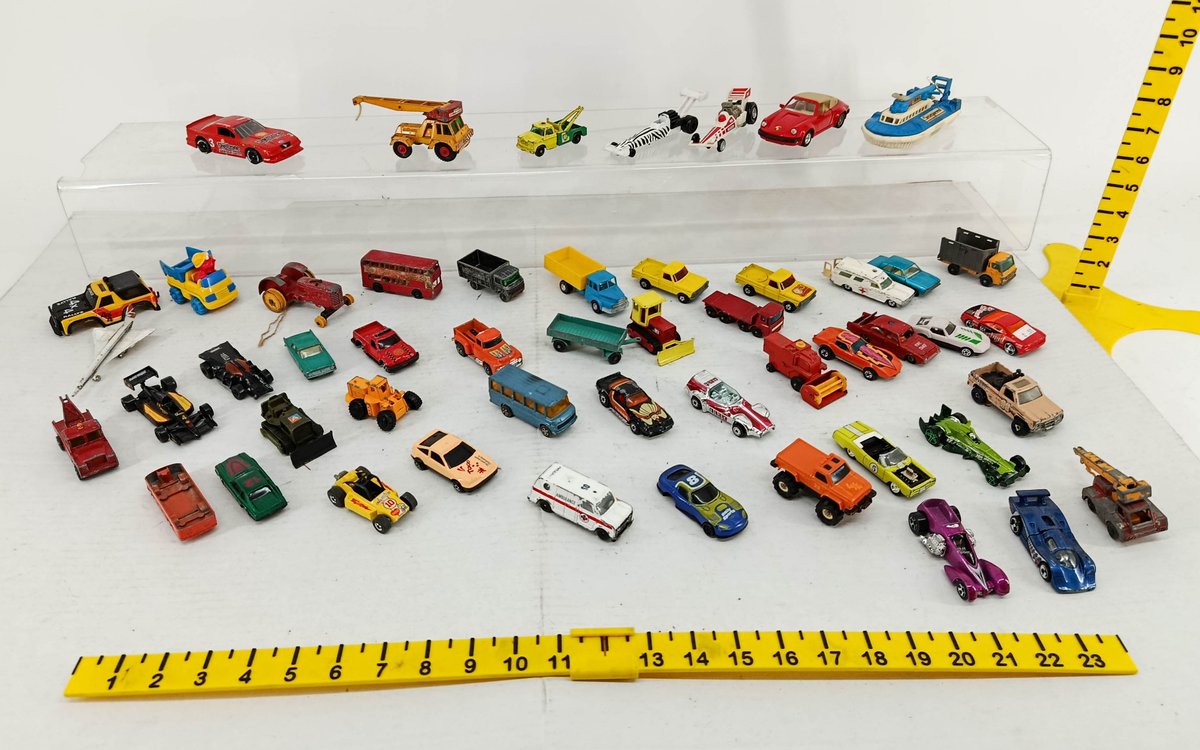 ASSORTED DIE-CAST VEHICLES MATCHBOX HOT WHEELS TONKA PORSCHE HOVERCRAFT DRAGSTERS CRANE TOW TRUCK & OTHER BRANDS  INV 260900982
