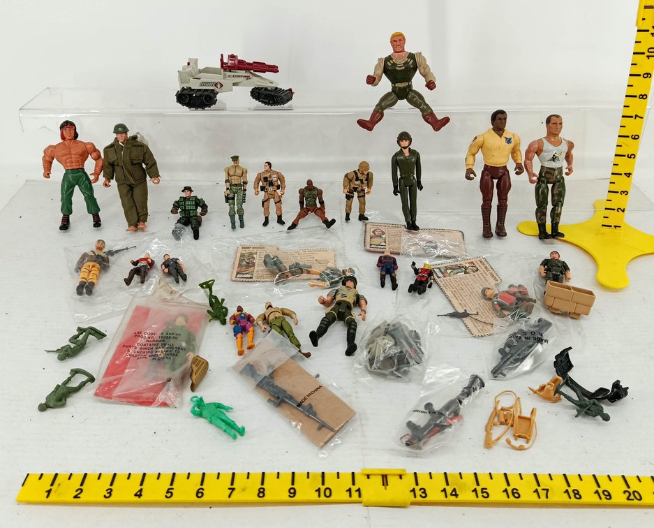 ASSORTED G.I. JOE & MILITARY ACTION FIGURES WITH FILE CARDS, COBRA TURBO VEHICLE, ACCESSORIES & PLASTIC ARMY MEN  INV 260900998