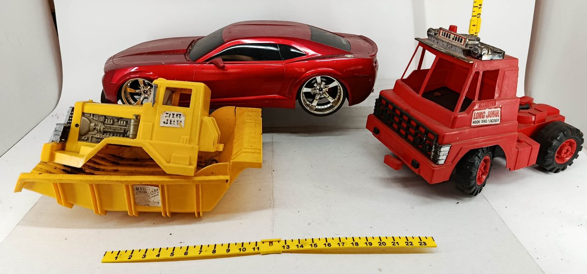 3 PLASTIC TOY VEHICLES LONG JOHN HOOK AND LADDER TRUCK BIG JOB DUMP TRUCK & RED SPORTS CAR  INV 260901024