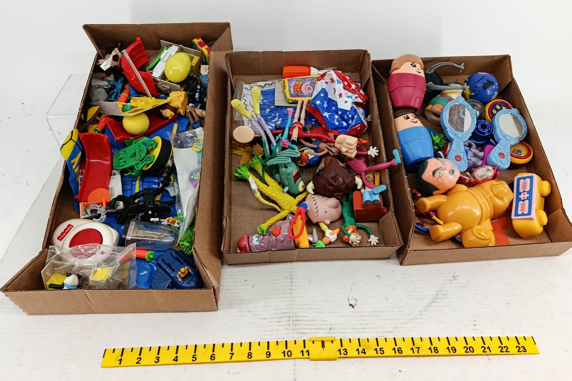 ASSORTED FAST FOOD & BABY TOYS FISHER-PRICE LITTLE PEOPLE BENDABLES WINNIE THE POOH MIRRORS & MORE 3 BOXES  INV 260901047