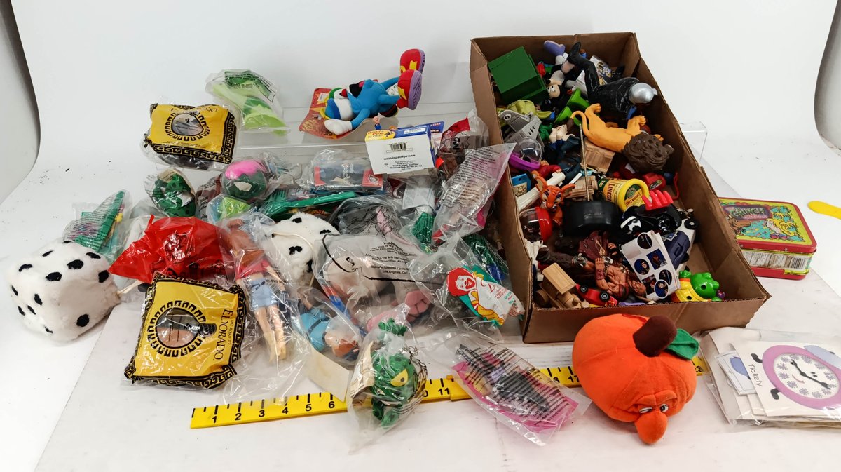 ASSORTED FAST FOOD TOYS BURGER KING EL DORADO MCDONALD'S PLUSH FIGURES GRINCH TIN & MORE SOME OBS  INV 260901063