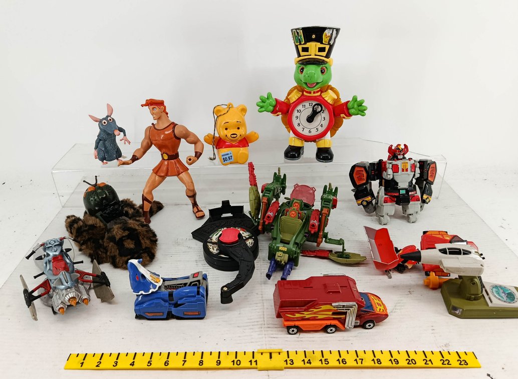 ASSORTED TOYS HERCULES FIGURE WINNIE THE POOH TURTLE CLOCK TRANSFORMING ROBOTS VEHICLES & MORE  INV 260901068
