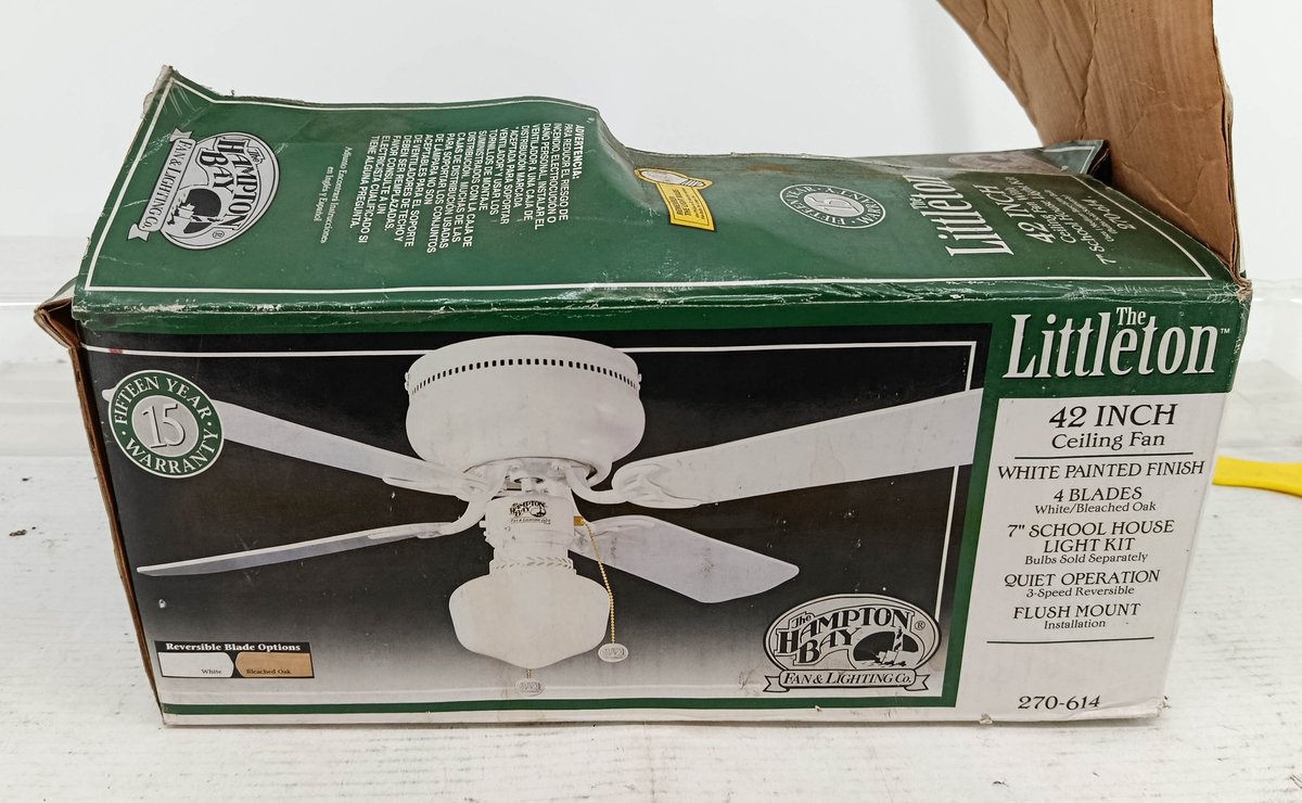 HAMPTON BAY THE LITTLETON 42IN CEILING FAN MODEL 270-614 WHITE FINISH 4 BLADES SCHOOL HOUSE LIGHT KIT NNC OB  INV 260901094