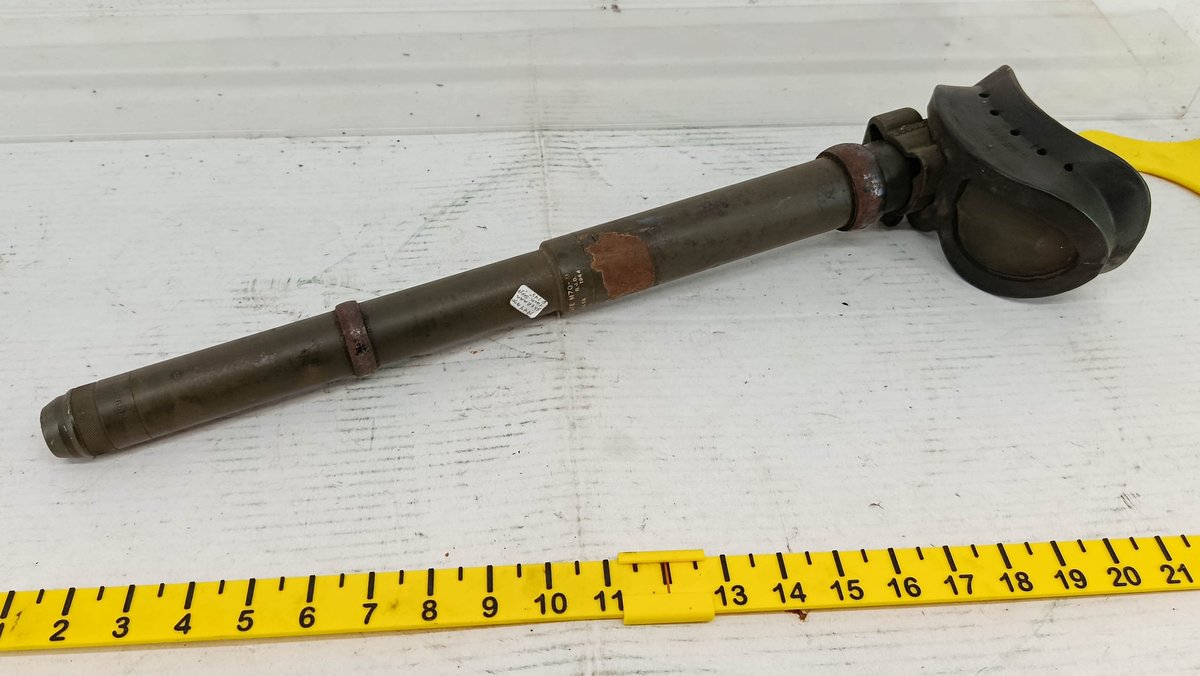 WWII 1944 BELL & HOWELL TELESCOPE M70-D TANK PERISCOPE SHERMAN SIGHT WITH RUBBER EYEPIECE  INV 260901096