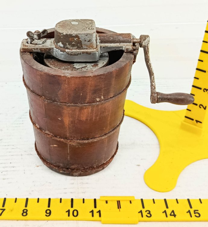 MINIATURE WOODEN BUCKET HAND CRANK ICE CREAM FREEZER WITH CAST METAL TOP 4IN  INV 260901107