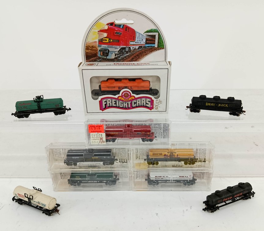 10 N SCALE TANK CARS INCL BACHMANN SHELL, DEEP-ROCK, MICRO-TRAINS, 6 OBS  INV 262250045