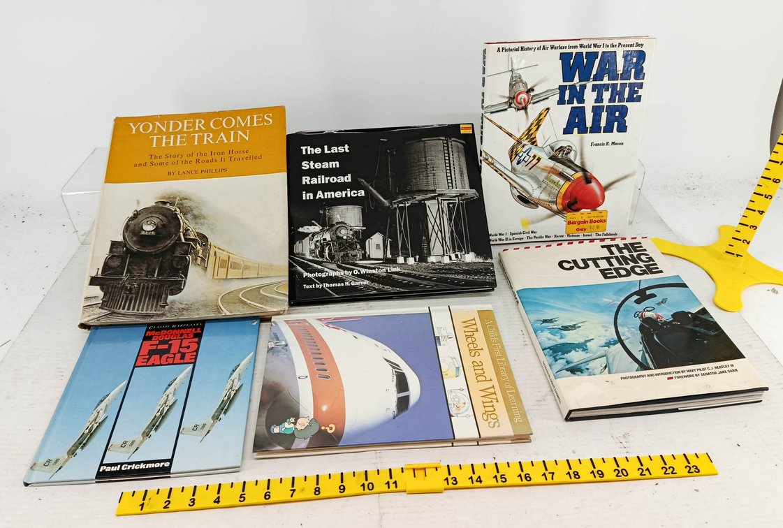 6 HARDCOVER BOOKS TRAINS & AVIATION YONDER COMES THE TRAIN WAR IN THE AIR F-15 EAGLE THE CUTTING EDGE & MORE  INV 260901117