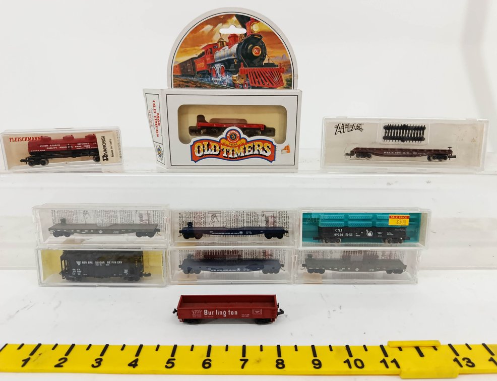 10 ASSORTED N SCALE FREIGHT CARS INCL ATLAS, BACHMANN, FLEISCHMANN, MICRO-TRAINS SOME OBS  INV 262250063