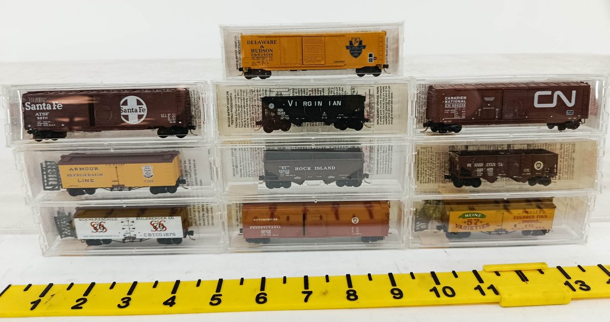 10 ASSORTED MICRO-TRAINS N GAUGE FREIGHT CARS, SANTA FE, CN, D&H, PENNSYLVANIA & MORE, 10 OBS  INV 262250070