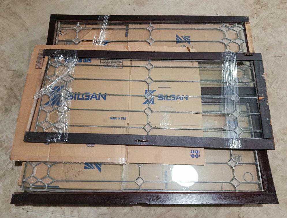 3 LEADED GLASS WINDOW PANELS IN DARK WOOD FRAMES WITH TEXTURED & BEVELED GLASS ACCENTS  INV 260901140