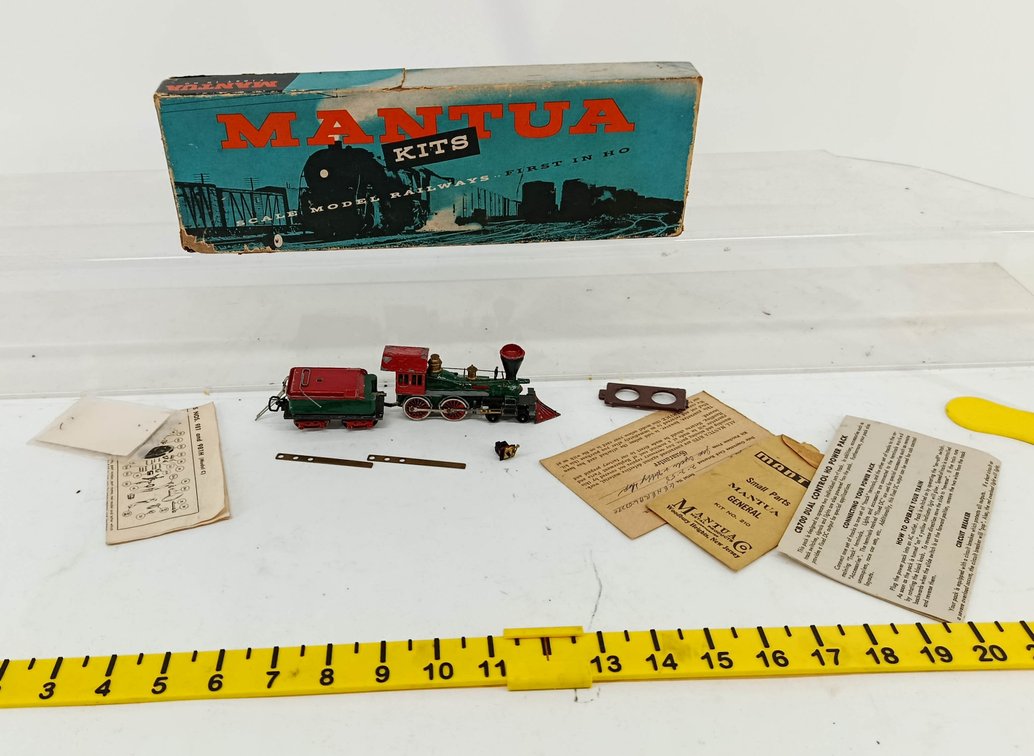 MANTUA HO 4-4-0 STEAM LOCOMOTIVE & TENDER KIT, GREEN & RED, OB NNC  INV 262250123